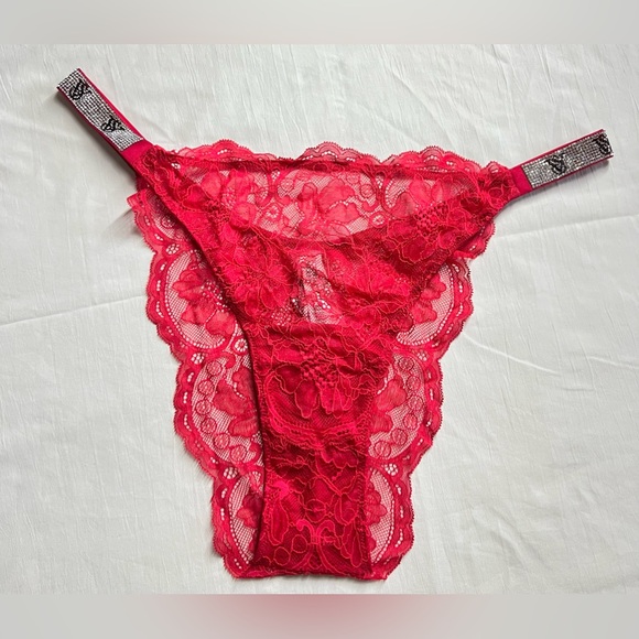 Victoria's Secret Lace pantie - Picture 3 of 4